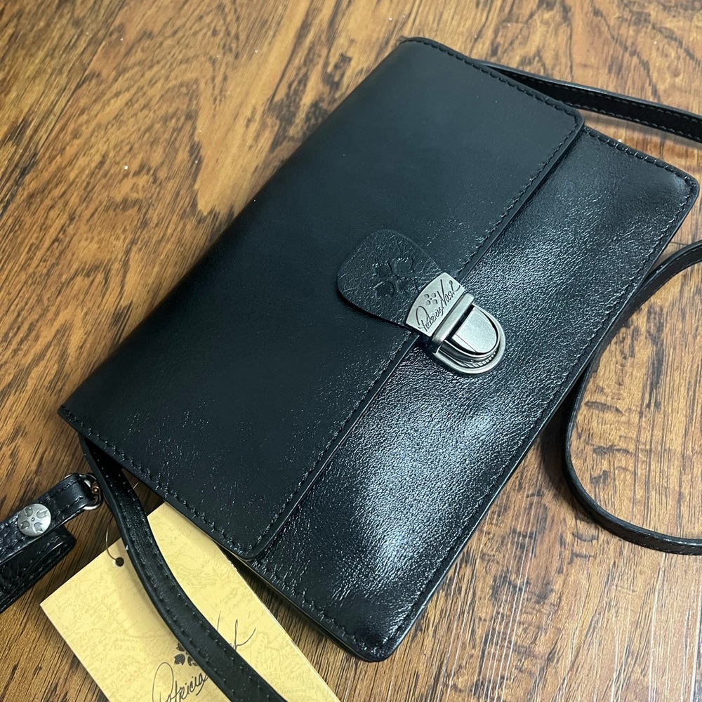 New. Patricia Nash crossbody bag . - Picture 9 of 9